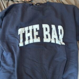 The bar varsity sweatshirt size XL navy/blue